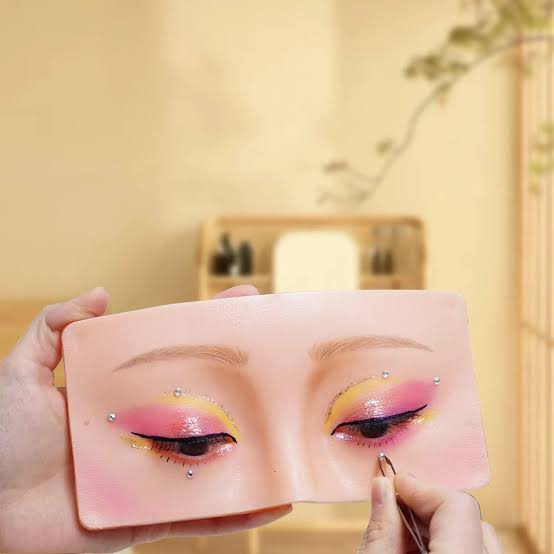Silicone 3D Eye Makeup Practice Board | Reusable Eyelash & Eyeshadow Training Model for Beginners & Professionals