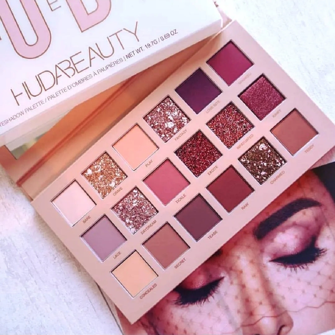 18 Colors Matte Eyeshadow Palette & Glitter Eye Shadow Kit – Versatile Nude Shades for Beautiful Eye Makeup – Ideal for All Skin Tones